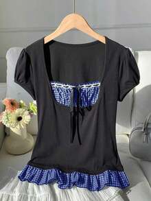 Blusa de verano elegante con volantes en el bajo, estampado de flores diminutas y parches - azul real - Ver 8