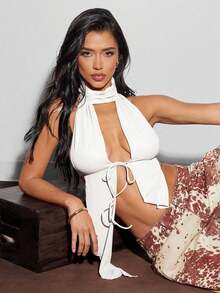 Top halter de malla con cuello alto, espalda abierta y recortes sexy, top sin espalda, atuendos de vacaciones para mujer, atuendos de verano para mujer, de moda, atuendos para ir de fiesta, tops sexy - Blanco - Ver 2