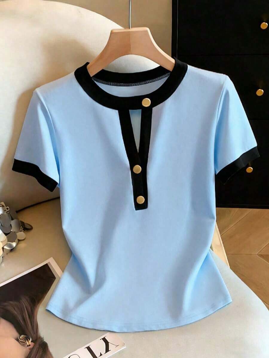 Blusa de mujer de cuello redondo con ribete de contraste, abotonadura metálica de media cartera, manga corta, ajustada y acortada.Top amarillo claro, top amarillo, top amarillo pastel, top de verano, top amarillo lindo, top amarillo para m - Azul - Ver 1