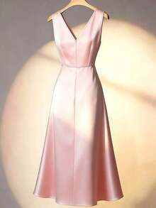 Vestido maxi elegante de satén color crema marfil sin mangas con cuello en V, cintura fruncida y abertura lateral.Alta calidad para ocasiones formales y citas - Rosa - Ver 2