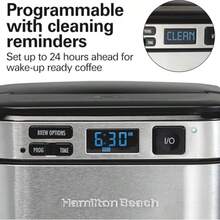 Cafetera Programable Hamilton Beach, capacidad para  12 tazas, taza de vidrio, Acceso frontal para facilitar el llenado - Tipo de Enchufe A USA (110-127V) - Ver 5