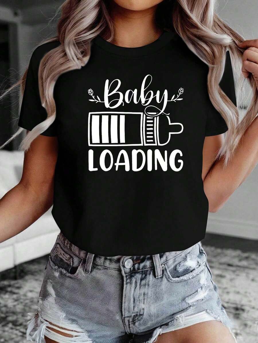 Plus Size - Plus Size - Women's "CARRYING" Maternity Graphic T-Shirt, Perfect For Expectant Mothers, Ideal For Doctor's Offices, Baby Showers, Family Gatherings And Everyday Casual Wear With Short Sleeves. - 黑色 - 查看 1