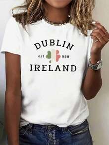 Women's Graphic T-Shirt From Dublin, Ireland - Casual Short Sleeve Crew Neck T-Shirt, Soft Pink With Green Shamrock Design, Comfortable For Casual Outfits, Ladies T-Shirts Suitable For Spring, Summer And Autumn. - 白色 - 查看 1