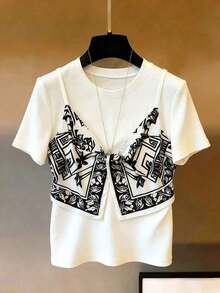 Camiseta de mujer de estilo minimalista francés, de punto, blanca, con diseño de giro 2 en 1, cuello redondo y manga corta, adecuada para el uso diario, el trabajo, la escuela, el maestro, el estudiante, las vacaciones, la playa y las fiestas, nu - Blanco y Negro - Ver 3