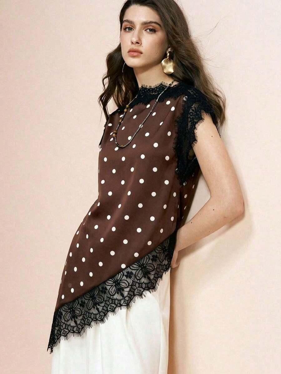 Blusa de mujer , de tela de piqué con lunares en blanco y negro, con empalme de encaje de unicolor y bajo asimétrico, elegante para citas y atuendos de verano - Marrón Chocolate - Ver 1
