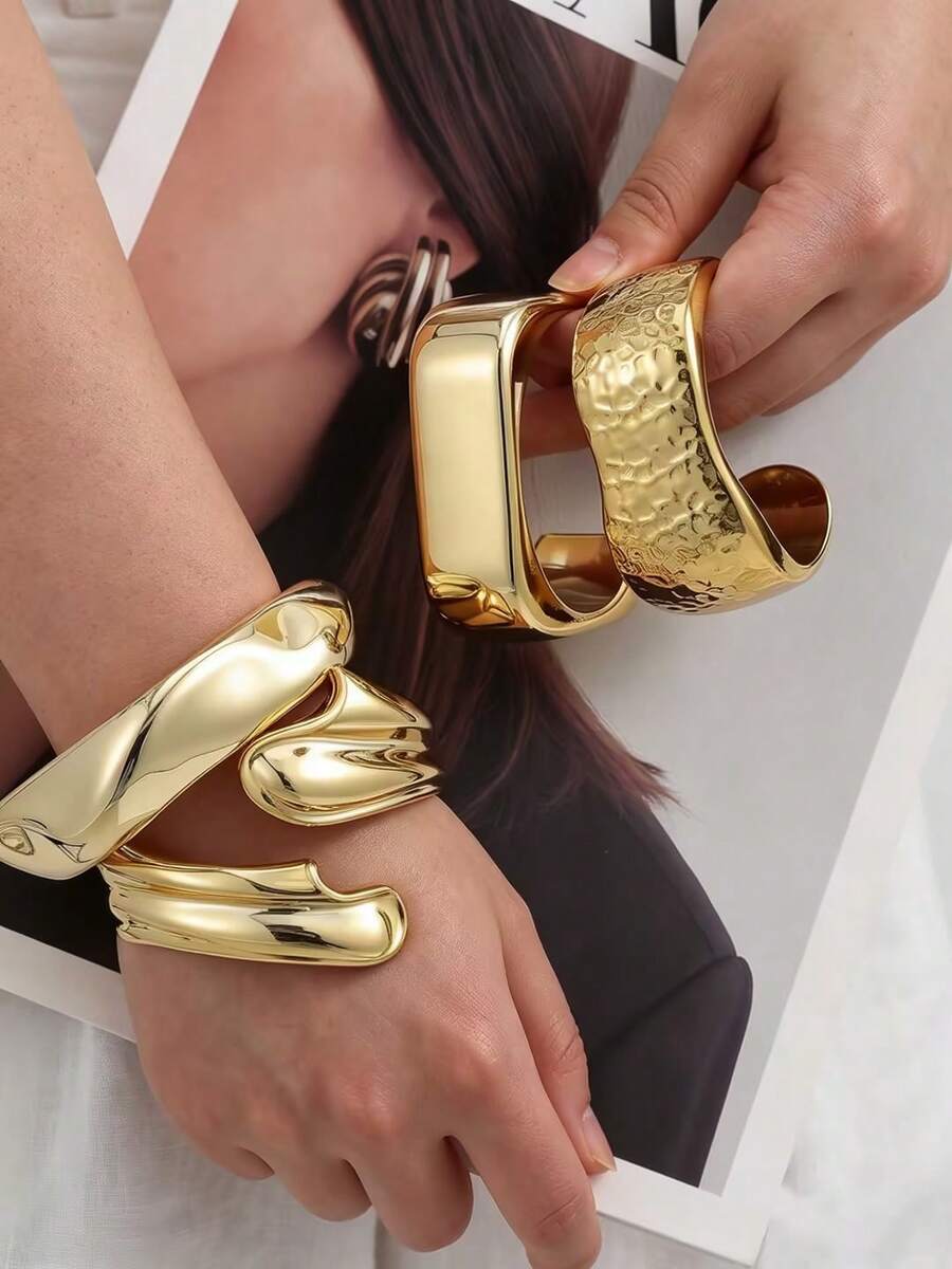 1-4pcs Gold Thick Wide Open Cuff Bracelet Set, Minimalist Polished/Hammered Square Design, Geometric And Asymmetrical Closed Bangles, High-Quality Resin Material With UV Plating For Long-Lasting Color, Suitable For Daily, Party And Holiday Wear - Gold - View 1