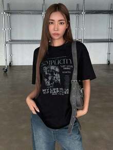 Camiseta negra casual transpirable para mujer con estampado gráfico, cuello redondo, hombros caídos, manga corta, tejido de punto, longitud regular, ropa de calle de verano, top deportivo mujer. - Negro - Ver 3