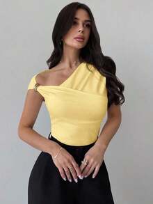 Camiseta blanca ajustada con hombro asimétrico, cintura fruncida, para mujer.Atuendo modesto y elegante para uso diario, playa, aeropuerto, vacaciones, trabajo como maestra. - amarillo ganso - Ver 8