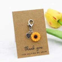 1 móc khóa hình hoa hướng dương "Cảm ơn thầy cô đã giúp em trưởng thành" - Quà tặng tri ân thầy cô. - Bạc - Xem 1