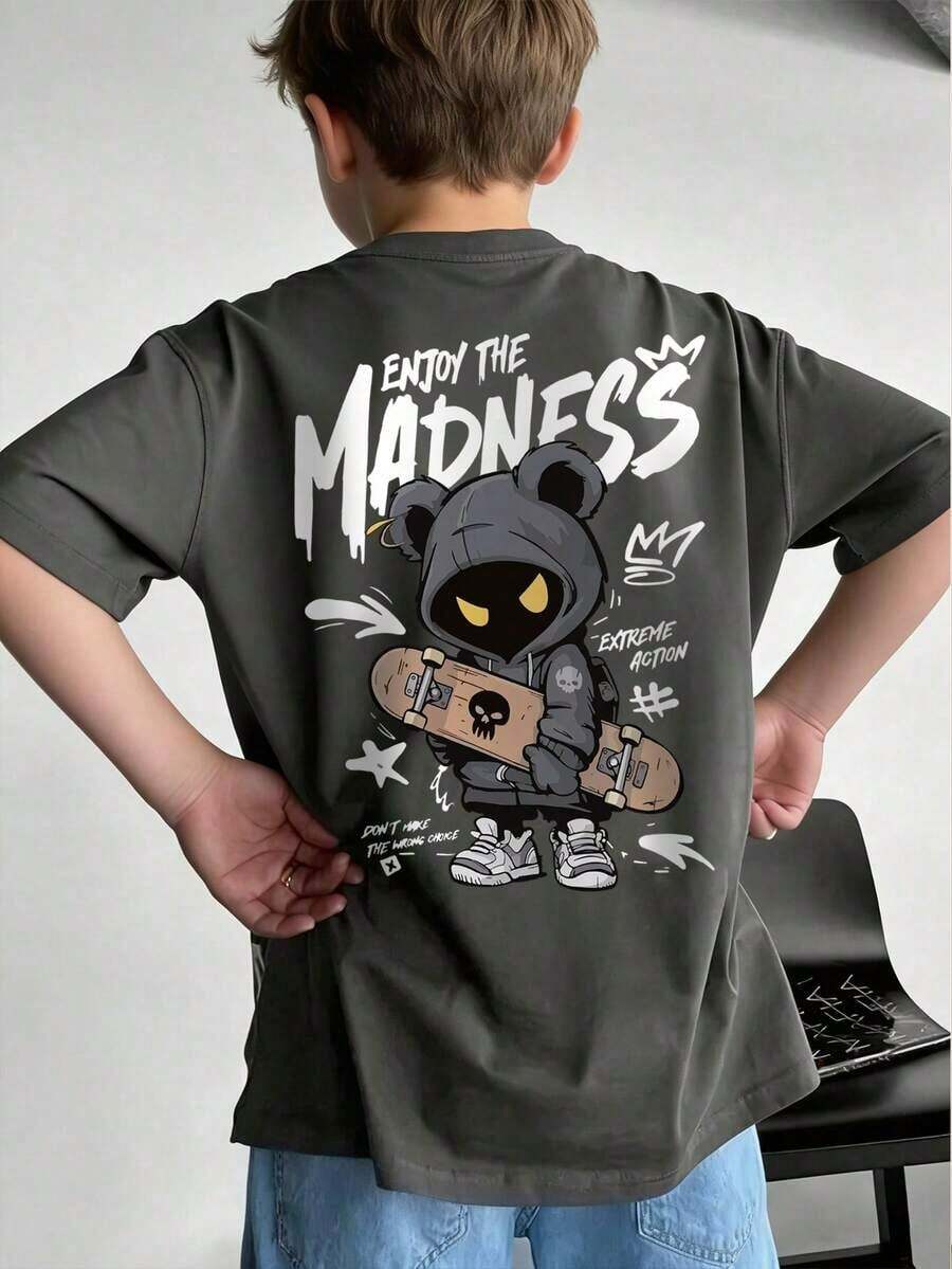 Boys' Short-Sleeved Crew Neck T-Shirt, Casual Summer Style, With A Graphic Print Of A Skateboarding Bear And The Slogan "Enjoy The Madness". Loose-Fitting T-Shirt For Urban Style And Everyday Wear For Kids - 灰色 - 查看 1