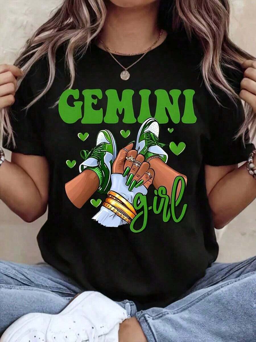 1 Piece Of Women's Round Neck T-Shirt With Gemini Girl Print With Green Sneakers And Hearts, Short Sleeve, Casual Summer Style For Daily Wear, 180g, 100% Cotton. - 黑色 - 查看 1