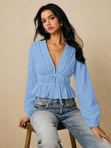 Camisa casual de mujer de unicolor con cuello en V y detalle de nudo en la parte delantera, de manga larga - Celeste - Ver 3