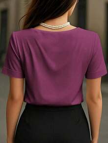 1 pieza Blusa de mujer de unicolor de satén con cuello en V y manga corta, elegante y de moda para uso diario, oficina, hogar, citas, primavera/verano, color negro casual - Morado - Ver 5