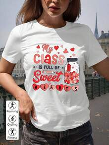 1 pieza Camiseta de San Valentín "Mi clase está llena de corazones dulces" con tarro de corazón - Corte suave y relajado, unisex, manga corta, cuello redondo, para maestros, conjuntos, ropa casual de primavera y verano (lavable a máquina) 100% algodón - Blanco - Ver 1
