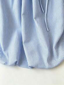 Blusa blanca elegante sin mangas, de cintura elástica y cuello suelto con cordón, de tejido texturizado, para mujer, para primavera/verano.Blusas y tops para mujer de cuello cerrado, blusas casuales y modernas para el verano - Azul y blanco - Ver 3