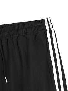 American Style Striped Loose Crew Neck Top And Straight Leg Cargo Pants Set For Men, Spring/Summer Outdoor Training Jogging Versatile - Black - View 9