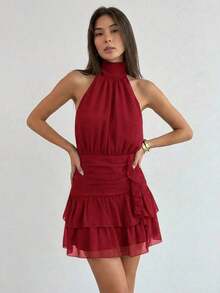 Vestido mini con cintura ceñida, volantes en el bajo y lazo en la espalda, para el Día de San Valentín - Rojo - Ver 1