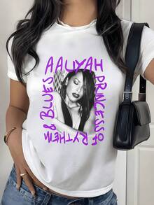 Figura artística en tonos monocromáticos que expresa fuerza femenina y estilo urbano con letras violeta que transmiten energía y libertad camiseta de mujer moderna para uso casual y elegante - Blanco - Ver 8