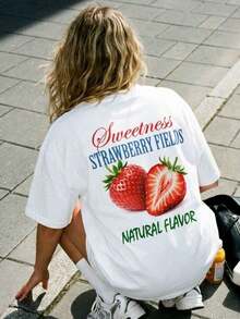Camiseta de mujer moderna, informal, para fiestas y para estar en casa, 100% algodón, corte holgado. Camiseta Casual Vintage para Mujer con Estampado Gráfico 3D de Fresas "Sweetness Strawberry Fields", Camiseta de Manga Corta Oversize con Cuello Redondo, Estética Y2K, Linda y Dulce, Estilo Urbano, Ligera, Transpirable y Cómoda para Uso Diario, Ideal para Vacaciones de Verano, Estilo Urbano, Citas en Cafés, Brunch, Festivales de Música, Salidas de Compras, Escapadas de Fin de Semana, Regalo para Amantes de las Fresas y Entusiastas de la Estética Y2K. - Blanco - Ver 1