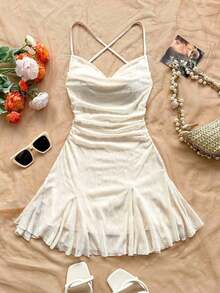 Vestido mini de mujer para vacaciones con tirantes finos, escote pronunciado, espalda descubierta, lazo, bajo estilo sirena, estilo romántico, vestido mini para pausas de té, caminatas al aire libre, citas, atuendo de playa, malla, joven y feme - Beis - Ver 3