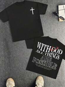 Dio è grande: con Lui tutto è possibile. Questa classica t-shirt in stile retrò è un capo versatile del guardaroba, adatto a tutte le stagioni e occasioni. Realizzata con un tessuto misto di alta qualità composto da cotone e poliestere da 180 g, questa t-shirt premium da uomo presenta una caratteristica stampa grafica con croce e lettere, rendendola una scelta ideale per eventi cristiani. Comodo, traspirante e con un taglio ampio e rilassato, è progettato per essere indossato sia da uomini che da donne. È un'ottima opzione per feste, attività all'aperto in primavera e estate, o per un abbigliamento casual quotidiano. Inoltre, è un regalo premuroso per amici, familiari o studenti universitari, ed è un dono perfetto e sincero per la Festa del Papà. - nero - Visualizzare 6