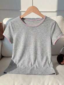 2026 Nueva Moda Camiseta Casual Versátil de Mujer con Cuello Redondo y Mangas Cortas, Contraste de Ribete, Top de Verano, Ropa de Primavera para Exteriores, Top Beige Casual Y2K - Gris Claro - Ver 7
