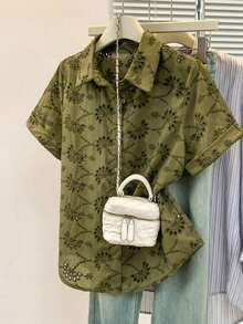 Blusa de mujer de unicolor de manga corta, semitransparente de malla, con cuello de camisa y botones delanteros - Blusa casual de oficina de primavera y verano de poliéster ligero - Verde militar - Ver 6