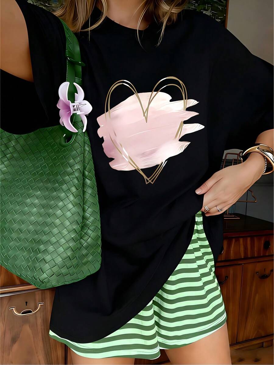Coquette Pink Brush Stroke Gold Line Heart Graphic T-Shirt, 100% Cotton Oversized Soft Breathable Romantic Tee, Casual Crewneck Short Sleeve Top For Valentine's Day & Teen Girls - 黑色 - 查看 1