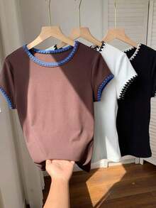 2026 Nueva Moda Camiseta Casual Versátil de Mujer con Cuello Redondo y Mangas Cortas, Contraste de Ribete, Top de Verano, Ropa de Primavera para Exteriores, Top Beige Casual Y2K - Multicolor - Ver 6