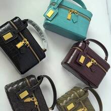 BV Bottega Bang Bang Bolso de mujer tejido a mano de cuero genuinodebolso de manotipocuboconpatróntejidoparamujer,bolsodemarca,elegantebolsodemanoparaseñorabolsaderegaloexquisita,bolsodebolso de manodelujoparamujer,bolsocruzadodemodaparamujer,adecuadoparachicas,estudiantesnivel universitariodamasdeoficina,madresdemedianaedadparausodiario,comprasoficina,clase,reuniones,citas,actividadesalairelibretambiénunregaloidealparabolso de mujerdemanocondiseñodeserpientedelamarcaJWPEIparamujer,modelo206,nuevacoleccióndeprimavera,bolsodealtaGamma. - color burdeos con estampado de cocodrilo - Ver 4