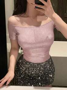 Camiseta casual ajustada de manga corta con cuello en V profundo y brillo en color rosa para mujer - Rosa 3 - Ver 2
