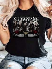 Camiseta de mujer moderna, informal, para fiestas y para estar en casa, 100% algodón, corte holgado. Camiseta Gráfica Vintage de Scorpions para Mujer - Manga Corta con Cuello Redondo y Retratos de Miembros de la Banda & Rosas, Ropa Casual para Aficionadas a la Música, Lavable en Máquina, Estilo Atrevido, Camisa Fácil de Cuidar - Negro - Ver 2