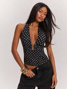 Top halter corto con espalda descubierta y nudo delantero, de tela texturizada y unicolor, para mujer, ideal para vacaciones en la playa - Negro - Ver 5
