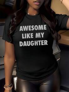 Frase positiva que expresa orgullo familiar y conexión amorosa entre madre e hija con letras grandes y textura moderna camiseta de mujer casual con mensaje inspirador para uso diario - Negro - Ver 8