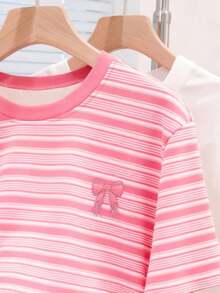 Camiseta de mujer talla grande con estampado digital a rayas de colores y bordado de fresa, regalo para amigos - Blanco - Ver 3