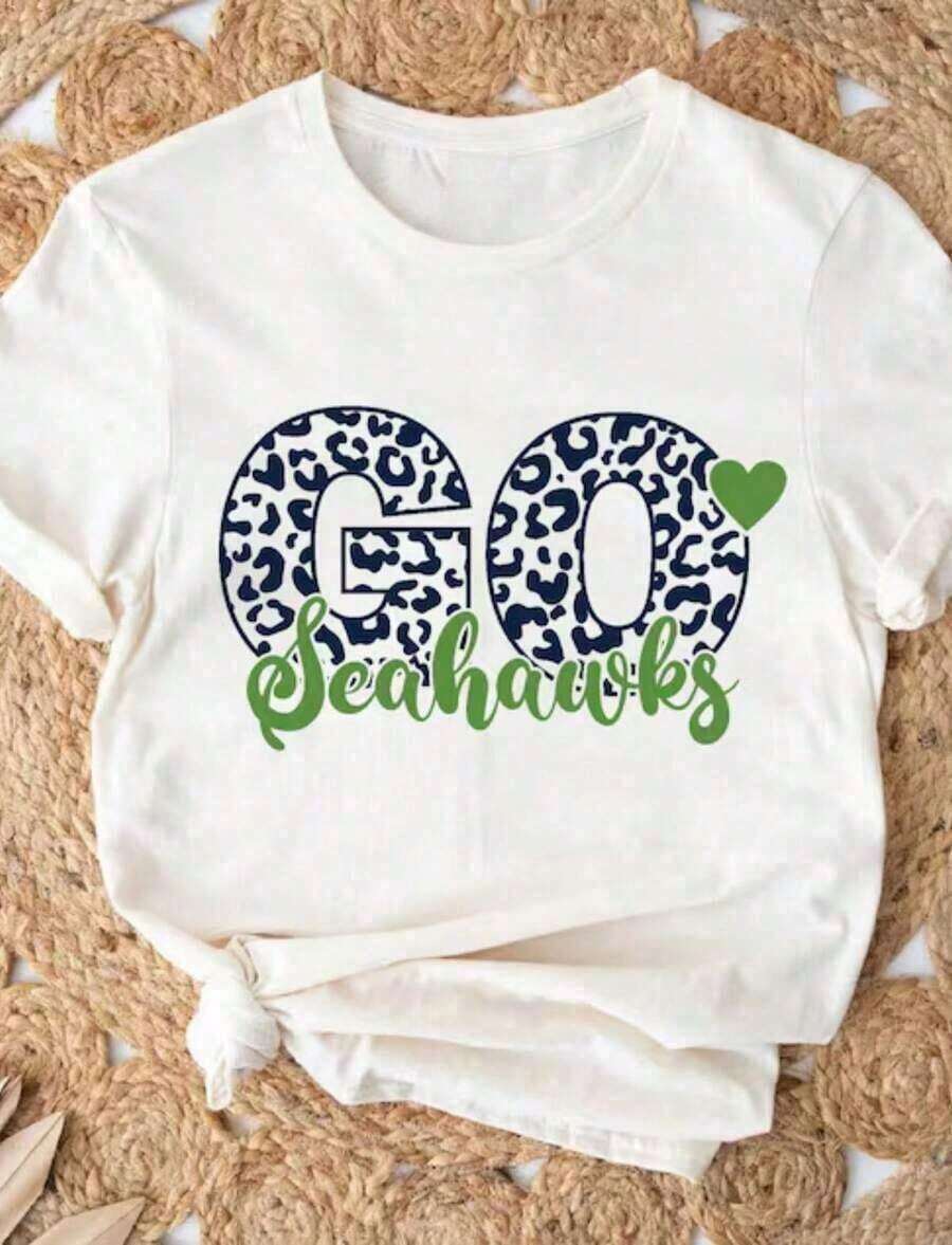 Camiseta de manga corta 1 pieza, suave, con diseño de los Seahawks, SVG de los Seahawks, SVG de leopardo, SVG de "Go Seahawks", SVG de fútbol americano de los Seahawks, SVG de la mascota de los Seahawks, para escuela, SVG, DXF, EPS, PNG, PDF, S, camisetas vintage de verano para mujer - unisex, holgadas, cómodas, estilo vintage urbano - Camiseta de algodón 100% algodón - Blanco 5 - Ver 1
