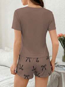 de pijama de pantalón corto y estampado de lazo y letra de manga corta - Multicolor 2 - Ver 2