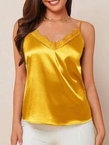 Top de satén azul con encaje elegante y contraste, versátil para usarlo solo en primavera/verano o en capas en otoño/invierno - Amarillo - Ver 6