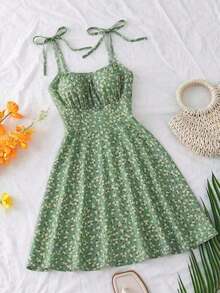 Vestido midi con estampado floral y tirantes anudados en los hombros, vestido bohemio sin espalda con nudo, busto fruncido sin mangas con tirantes finos, ajuste regular, vestido corto con estampado floral pequeño, para primavera/verano, uso diario - Verde - Ver 5