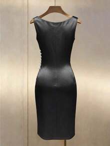 Vestido ajustado sin mangas con cuello drapeado de satén color dorado champán - Negro - Ver 2