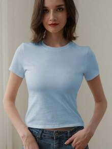 Camiseta de mujer de manga corta de corte slim, de cuello redondo, de estilo casual y nuevo para el verano.Top de moda apto para uso diario y vacaciones - Celeste - Ver 2