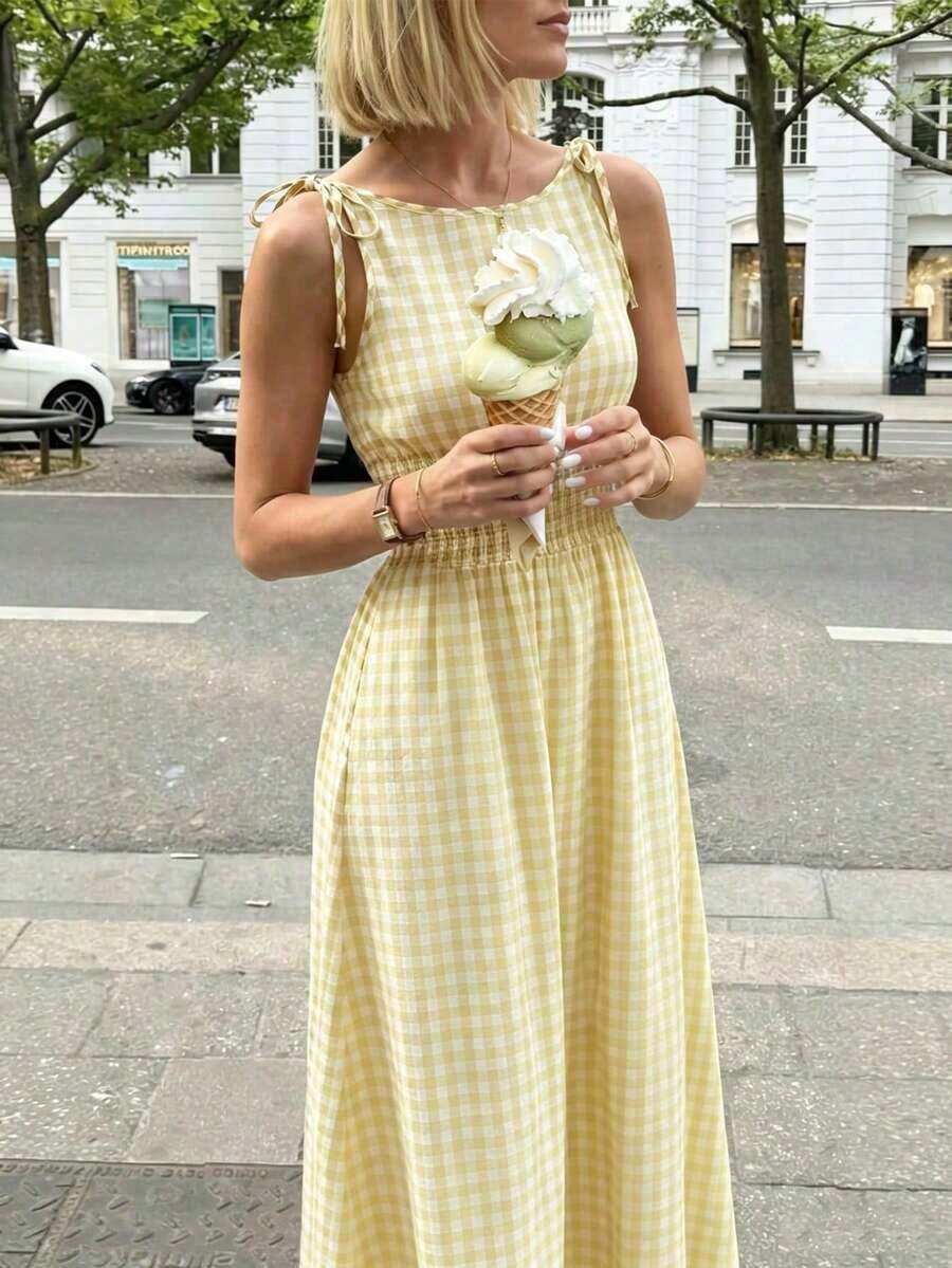 Vestido maxi a cuadros marrones 2026 para mujer, con tirantes de lazo y cintura fruncida con volantes, estilo minimalista casual y perfecto para vacaciones y uso diario - Amarillo claro - Ver 1