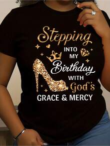 Women's Birthday Celebration T-Shirt - Sparkling Gold Text: "Celebrating My Birthday With God's Grace And Mercy" - Casual White T-Shirt For Everyday Wear And Parties - Comfortable Women's T-Shirt For All Seasons - Birthday Party Outfit Idea, Festive Wear, Fun Design, Breathable Material, Eye-Catching T-Shirt, For Fashion Lovers, Casual Short Sleeve Crew Neck T-Shirt, Fashionable Women's Clothing For All Seasons - 黑色 - 查看 1