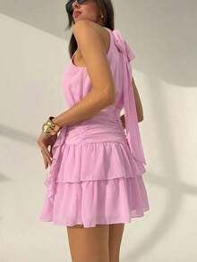 Vestido mini con cintura ceñida, volantes en el bajo y lazo en la espalda, para el Día de San Valentín - Negro - Ver 10