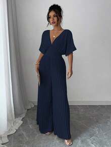 Mono de mujer elegante con cuello en V profundo, mangas tipo murciélago y plisados, de unicolor - Azul marino - Ver 3