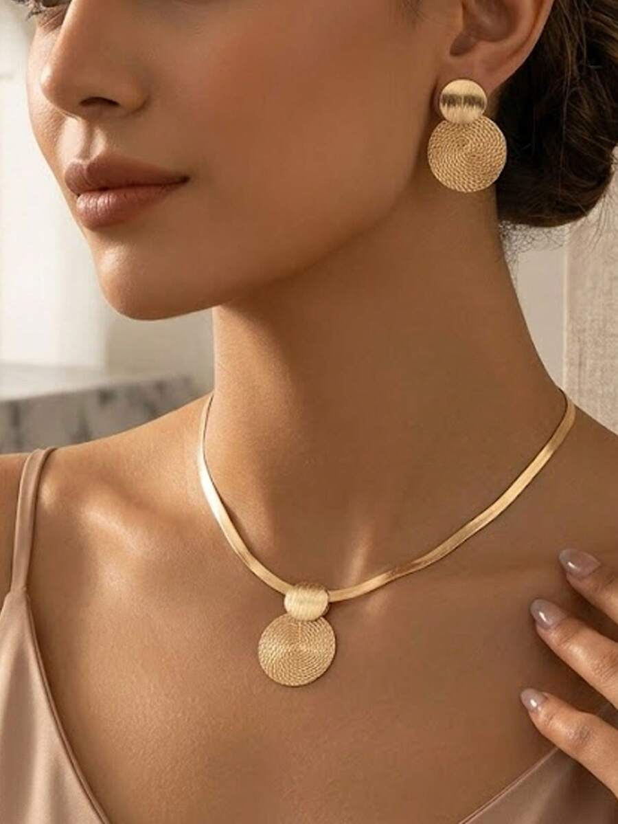 Bộ trang sức vàng dành cho nữ, gồm dây chuyền mặt dây hình đĩa đôi hình học và bông tai dáng dài, dây xích xương cá bản rộng, kiểu dáng độc đáo, quà tặng cho phái nữ. - Nhiều màu - Xem 1