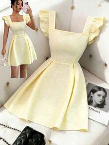 Vestido elegante de oficina de línea A con textura floral, cuello cuadrado francés, mangas cortas, cintura ceñida, estilo veraniego de alta gama para el Día de la Independencia de EE. UU. de la nueva temporada Y2K, color crema amarillo - Amarillo claro - Ver 12