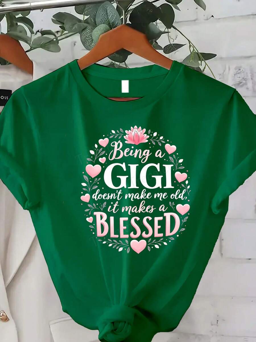 Trebalena Women's Plus-Size Classic T-Shirt, Loose Fit, With The Message "Being Gigi Doesn't Mean I'm Old, It Makes Me Happy" - 100% Soft Pink And Beige With A Heart Print, Short Sleeves And A Round Neck, Suitable As A Gift For Grandmother, Perfect For Everyday Wear In Summer. A Hit. - 綠色 - 查看 1