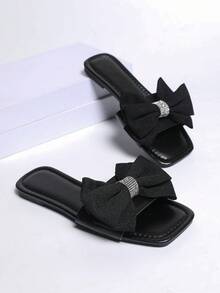 2026 Summer Bow Knot Rhinestone Decorated Flat Sandals For Women, Open Toe, Non-Slip, Comfortable, Minimalist, Versatile, Suitable For Beach, Home, Outdoor, Countryside, Leisure - Black - View 7