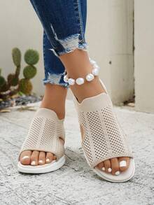 Tplvbz Women's Floral Hollow Mesh Casual Sports Sandals (Floral Pattern Random) - Beige - View 5